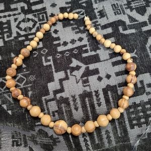 Wood necklace